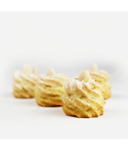 Petit four amande