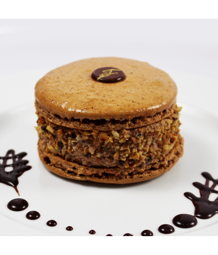 Macaron glacé noisette