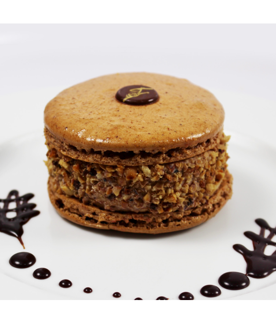 Macaron glacé noisette